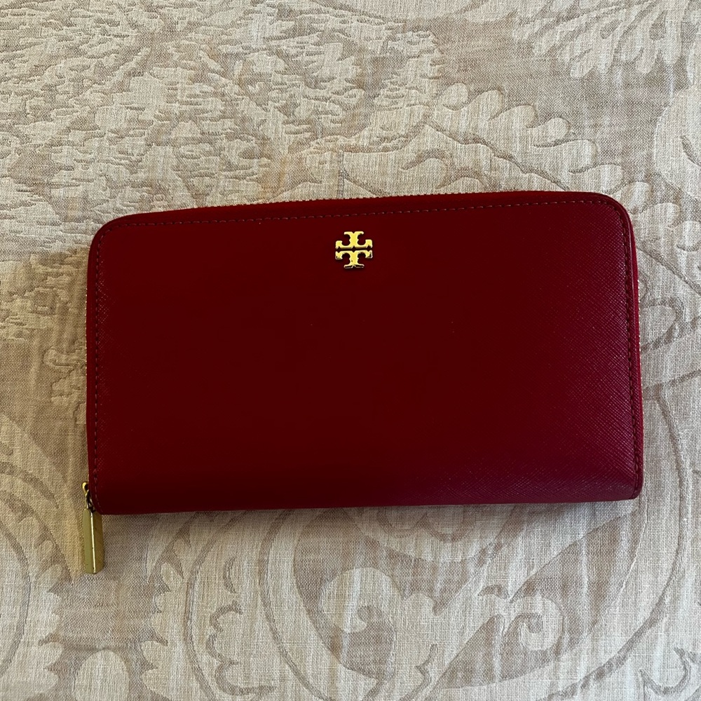 Tory Burch red clutch wallet - like new